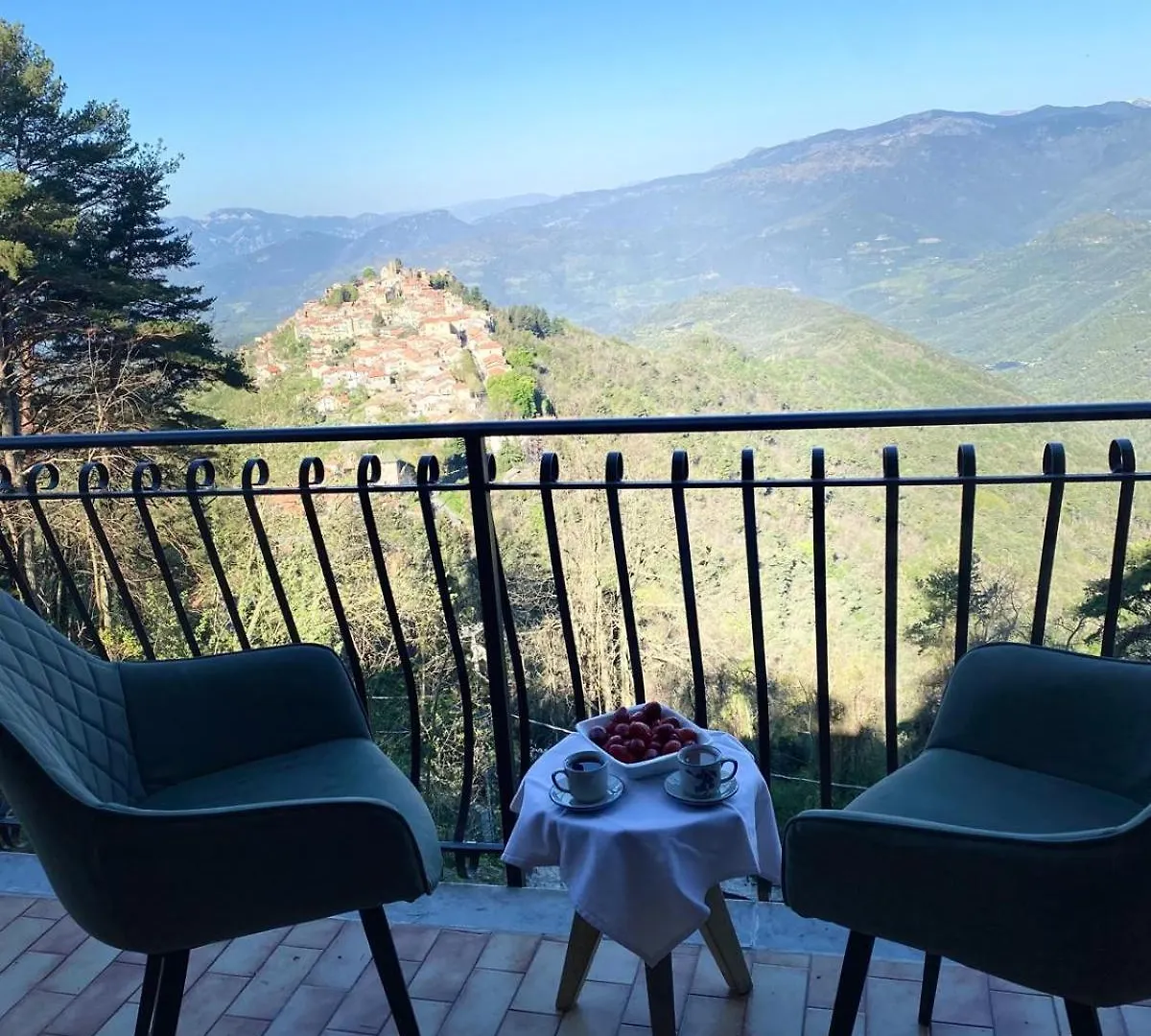Villa Perla Del Sole Baiardo 0*,  Italy